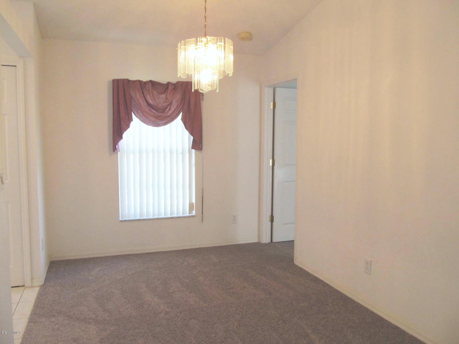 198 Twin Lakes Road Melbourne, FL 32901 - Photo 8 of 26 Dining Room