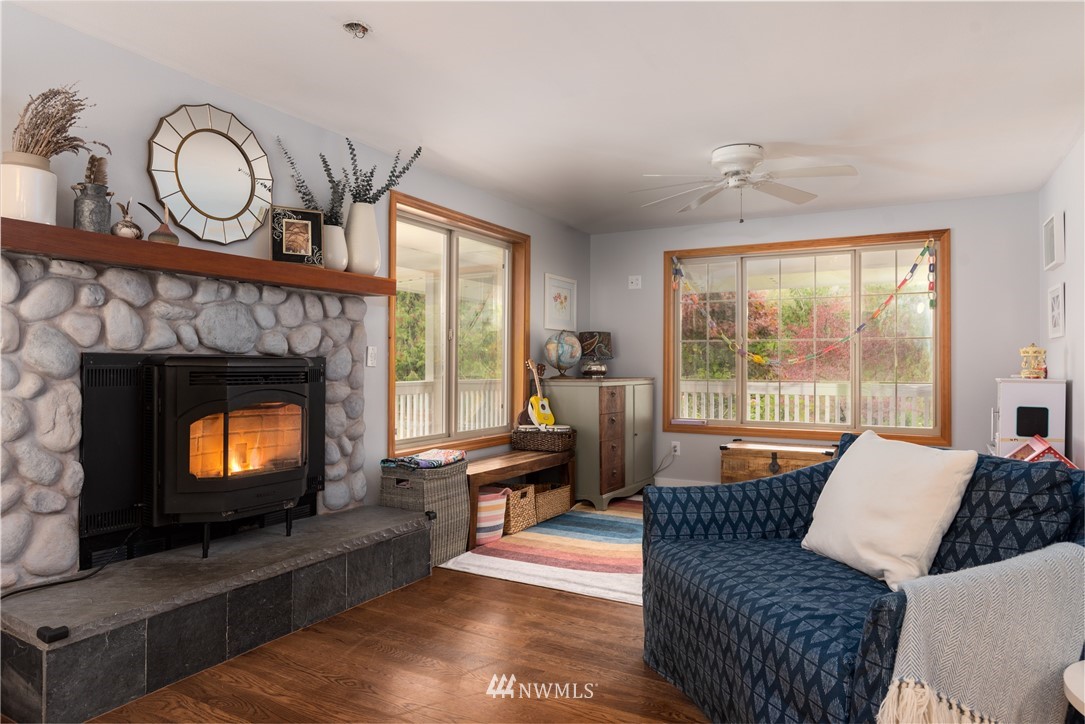 15934 Mountain View Road Mount Vernon, WA 98274 - Photo 15 of 38 Gallery Image 15