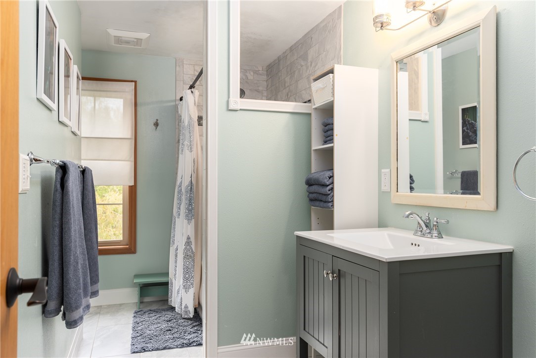 15934 Mountain View Road Mount Vernon, WA 98274 - Photo 26 of 38 Gallery Image 26