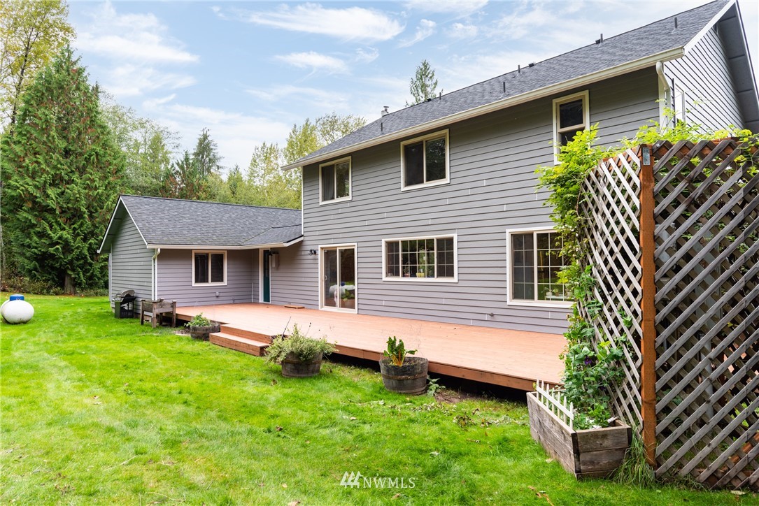 15934 Mountain View Road Mount Vernon, WA 98274 - Photo 28 of 38 Gallery Image 28
