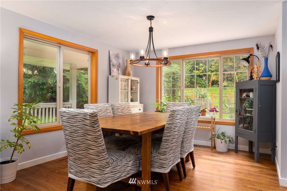 15934 Mountain View Road Mount Vernon, WA 98274 - Photo 7 of 38 Gallery Image 7