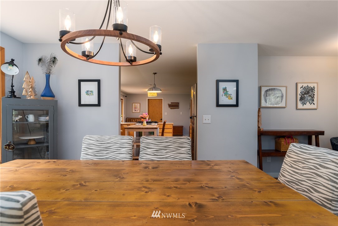 15934 Mountain View Road Mount Vernon, WA 98274 - Photo 8 of 38 Gallery Image 8