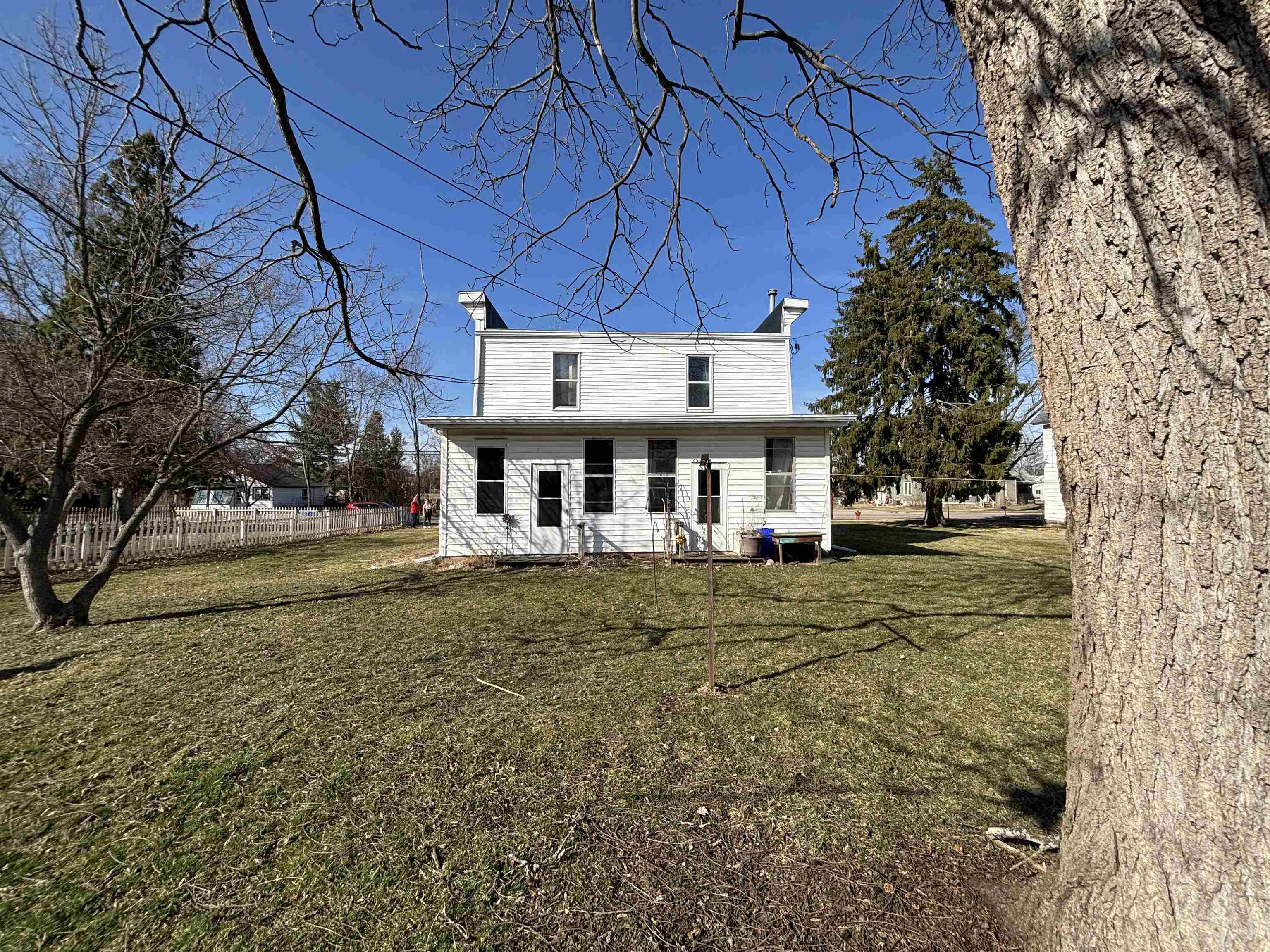 308-310 West Madison Street Spring Green, WI 53588 - Photo 3 of 40