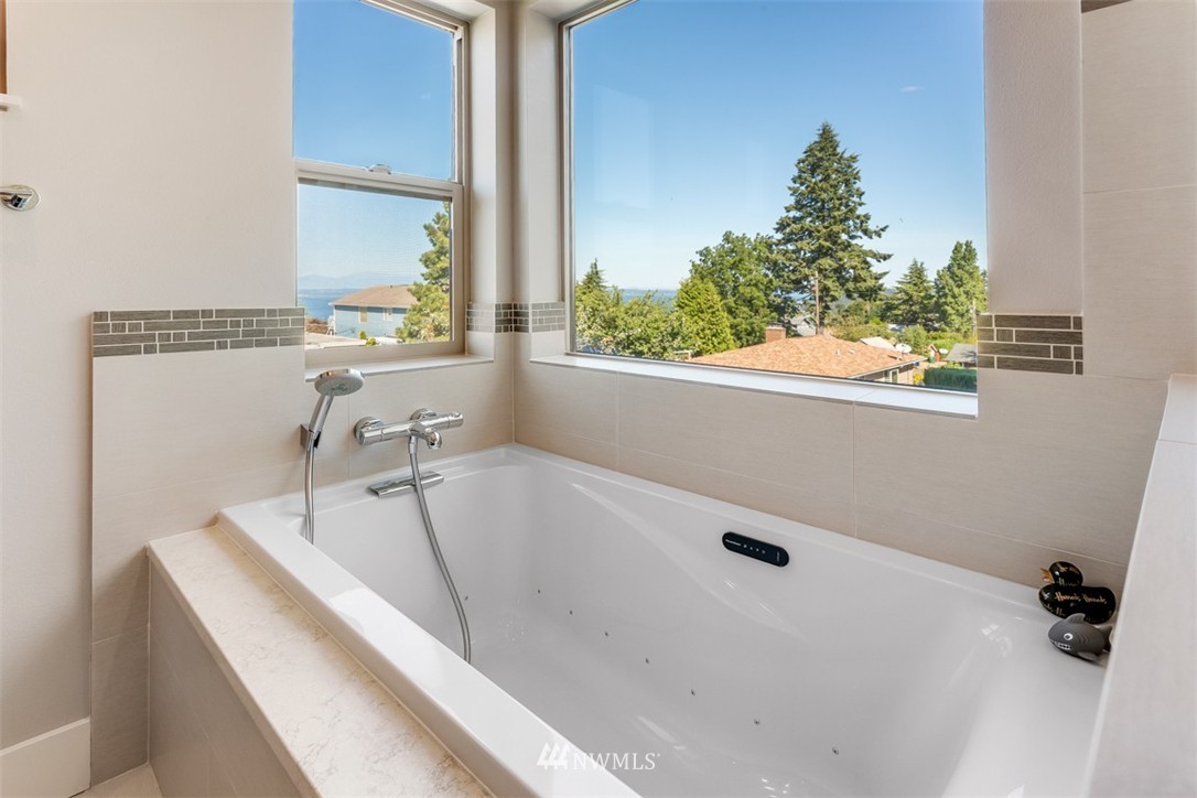 4136 Southwest Ida Street Seattle, WA 98136 - Photo 18 of 25 Gallery Image 18