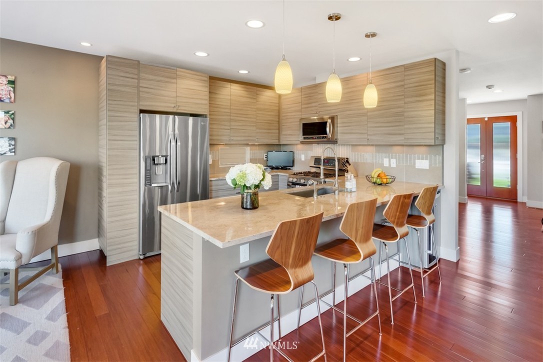4136 Southwest Ida Street Seattle, WA 98136 - Photo 5 of 25 Gallery Image 5