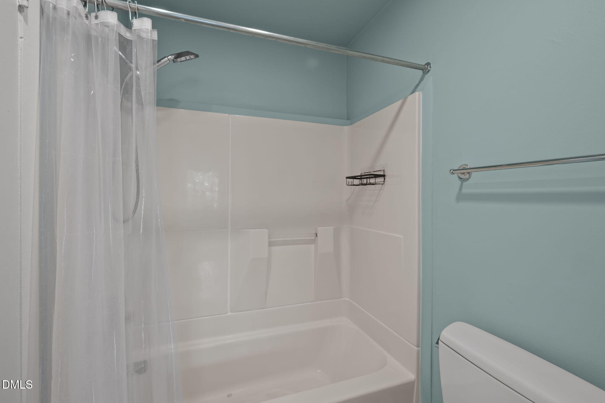 206 Ridge Trail Chapel Hill, NC 27516 - Photo 19 of 32 a bathroom with a shower and a bath tub