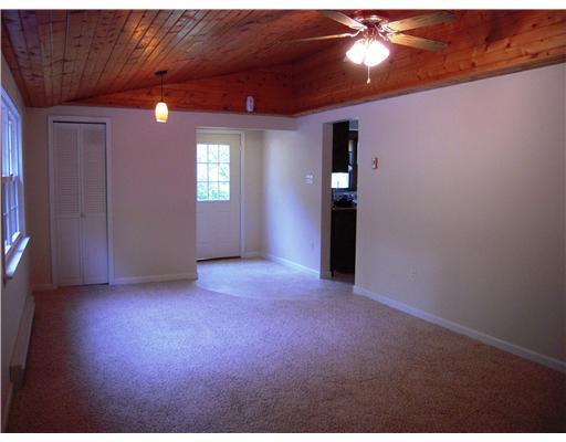3609 Ellwood Road New Castle, PA 16101 - Photo 11 of 18 Living Room.