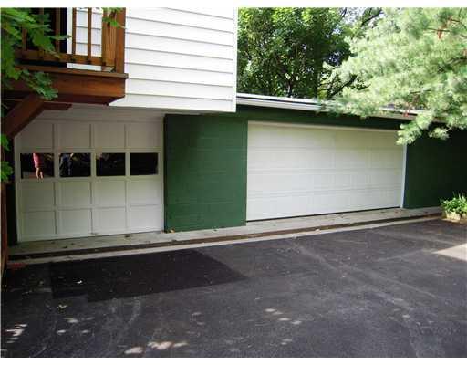 3609 Ellwood Road New Castle, PA 16101 - Photo 3 of 18 Parking Lot/Garage.