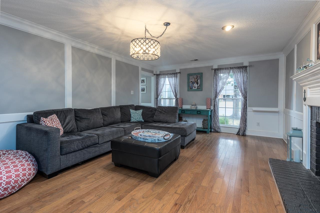 411 East Powell Road Collierville, TN 38017 - Photo 7 of 39 Gallery Image 7