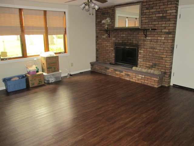 6320 Steward Road Rockford, IL 61101 - Photo 11 of 20 Gallery Image 11