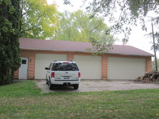 6320 Steward Road Rockford, IL 61101 - Photo 6 of 20 Gallery Image 6