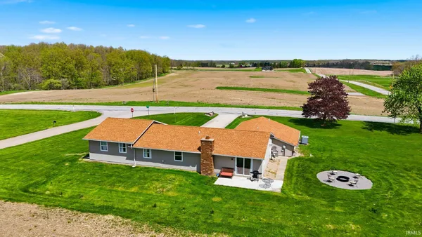 $375,000 | 3935 South State Road 1, Angola, IN 46703