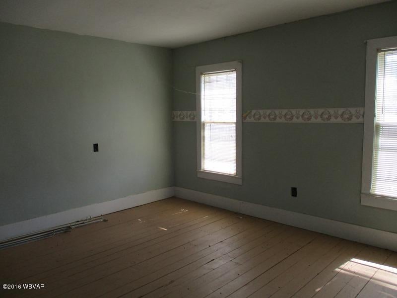 137 Old State Road Covington, PA 16917 - Photo 17 of 28 010