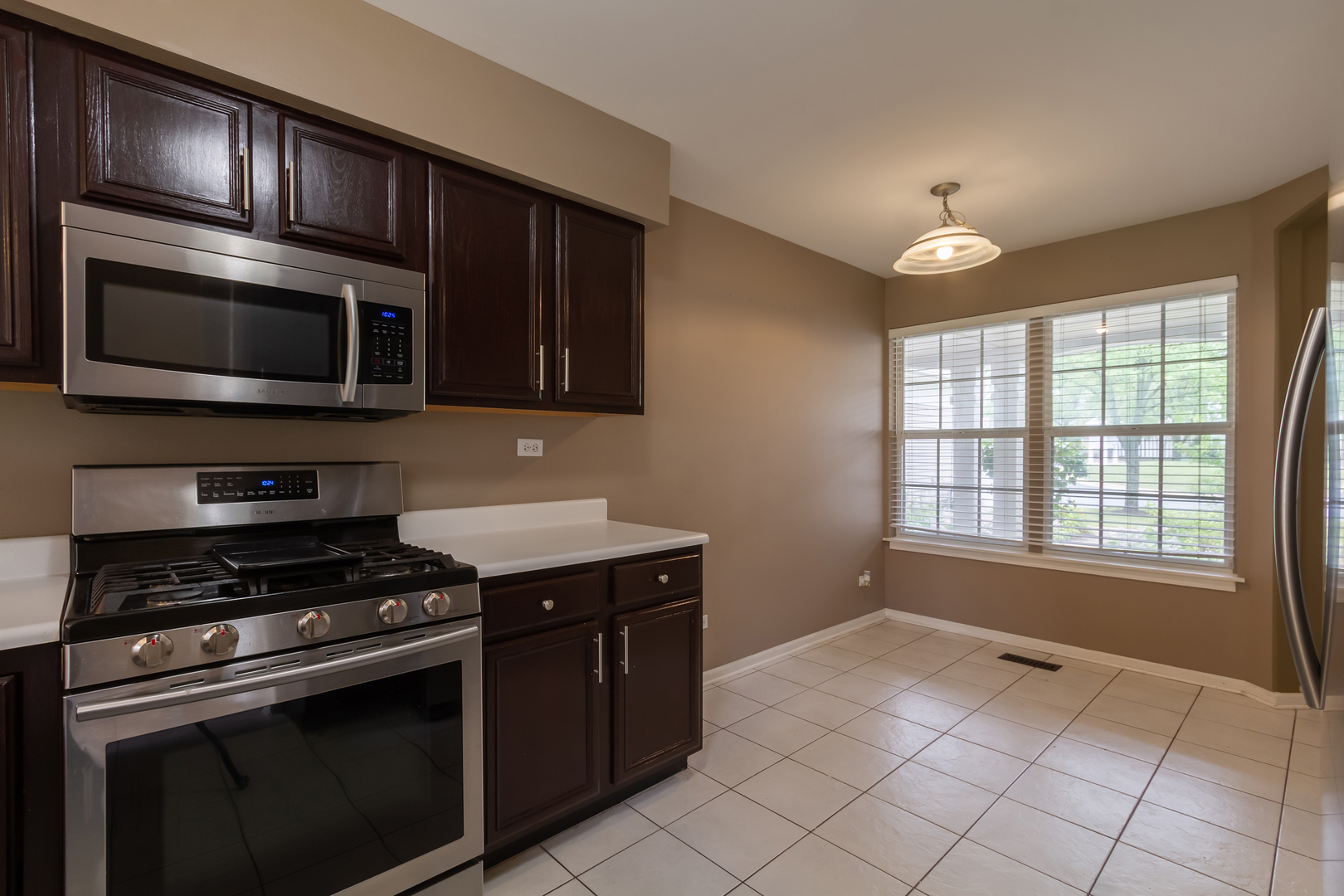 135 President Court, Unit 135 Carol Stream, IL 60188 - Photo 11 of 21