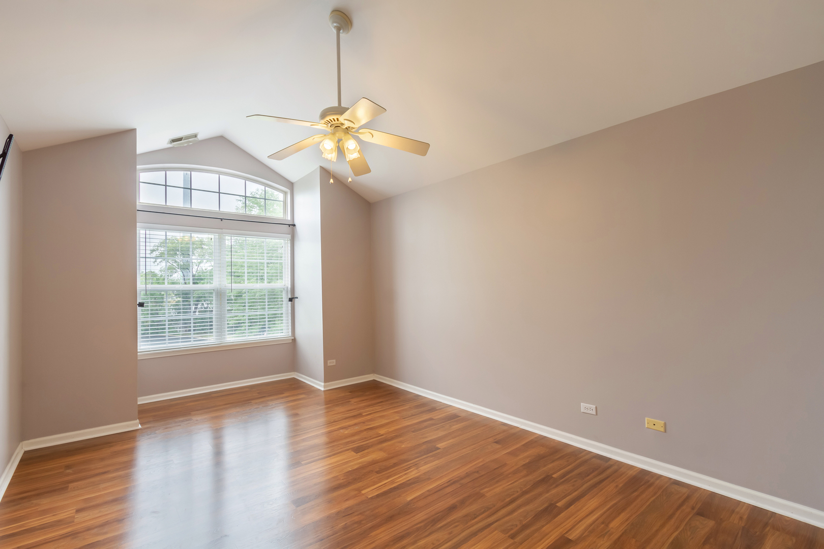 135 President Court, Unit 135 Carol Stream, IL 60188 - Photo 14 of 21