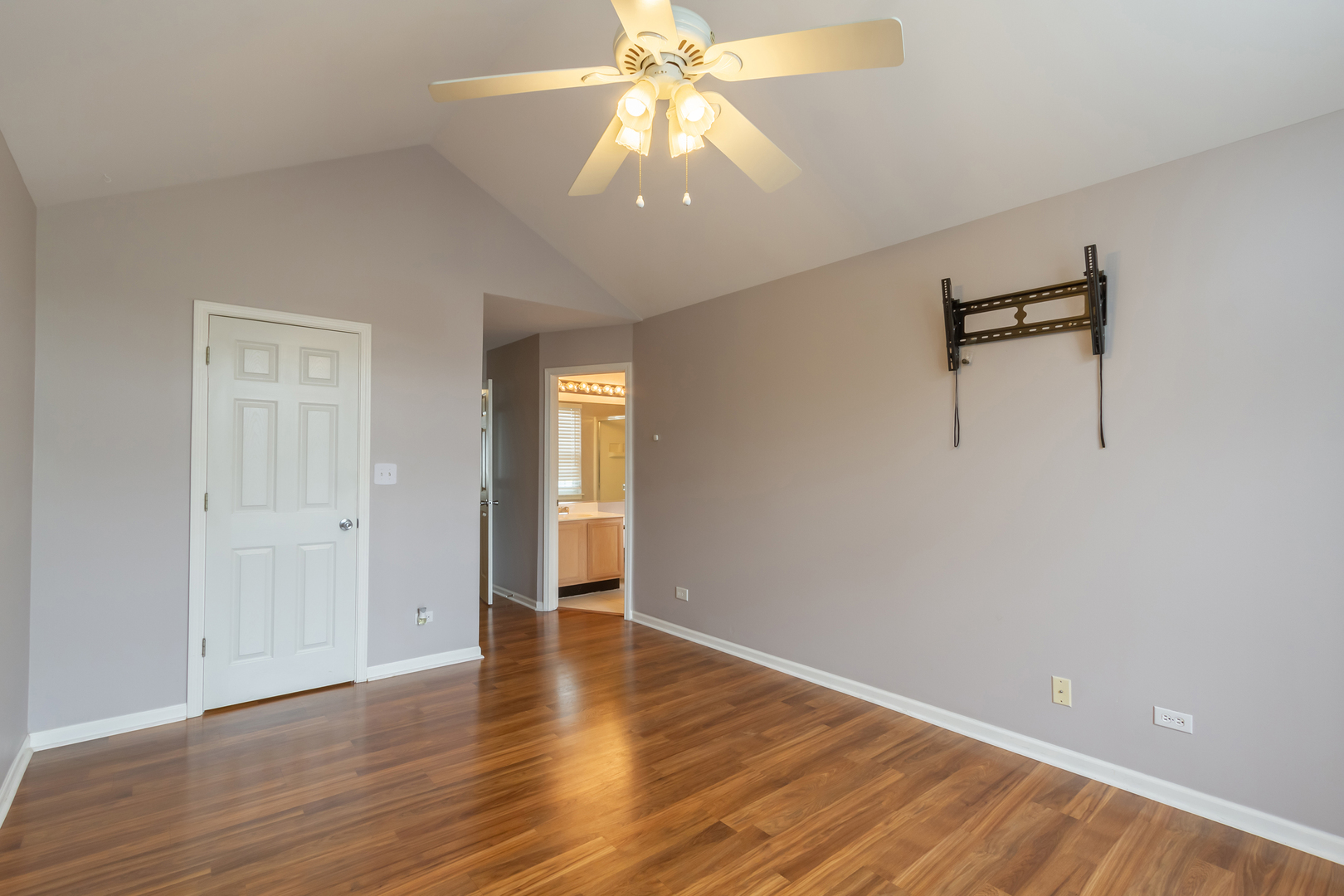 135 President Court, Unit 135 Carol Stream, IL 60188 - Photo 15 of 21