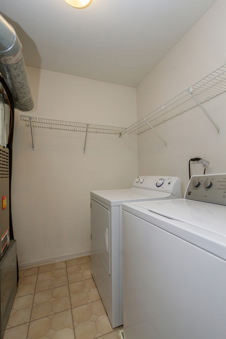 135 President Court, Unit 135 Carol Stream, IL 60188 - Photo 20 of 21