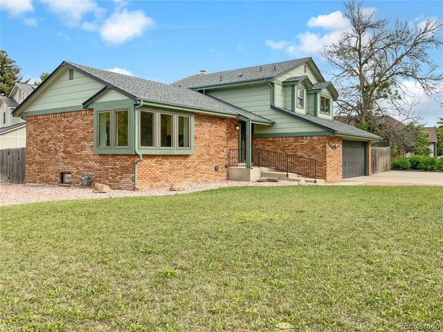 $567,000 | 1460 Belmont Drive, Longmont, CO 80503