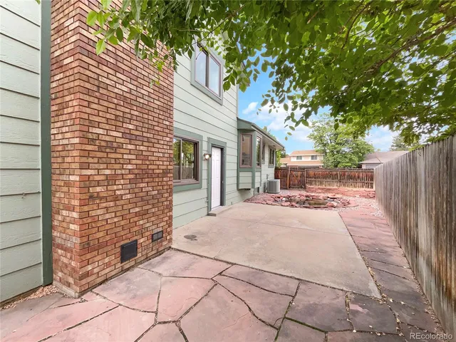 $567,000 | 1460 Belmont Drive, Longmont, CO 80503