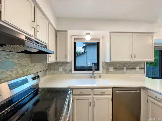 $567,000 | 1460 Belmont Drive, Longmont, CO 80503