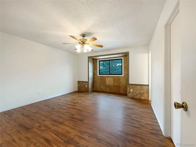 $567,000 | 1460 Belmont Drive, Longmont, CO 80503