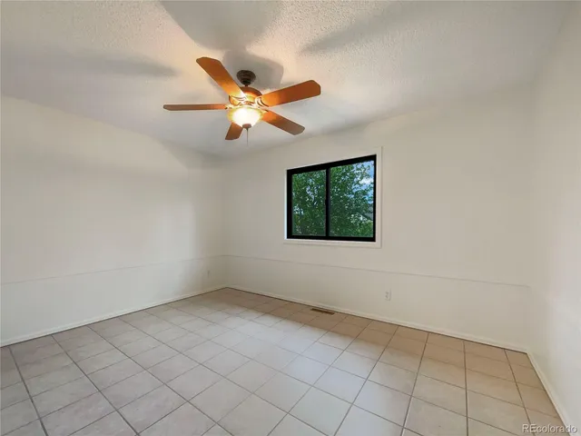 $567,000 | 1460 Belmont Drive, Longmont, CO 80503