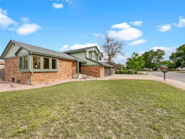 $567,000 | 1460 Belmont Drive, Longmont, CO 80503