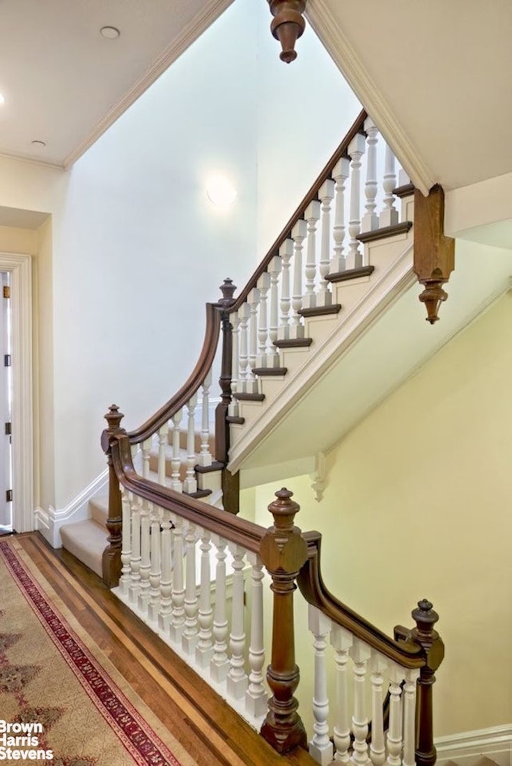 15 East 62nd Street Manhattan, NY 10065 - Photo 12 of 13