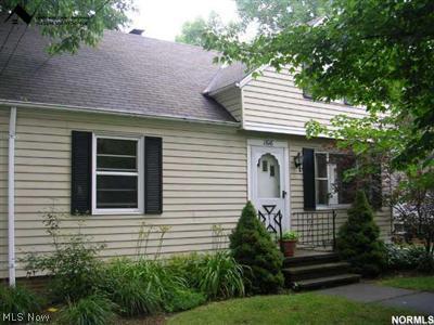 1616 Carlton Road Cleveland, OH 44134 - Photo 1 of 1