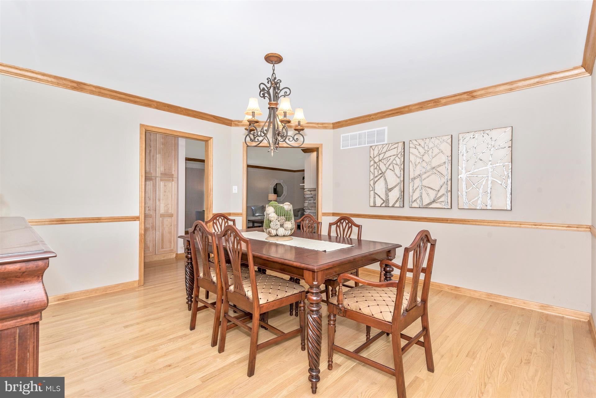 4847 Cap Stine Road Frederick, MD 21703 - Photo 8 of 25 Conversations and decisions