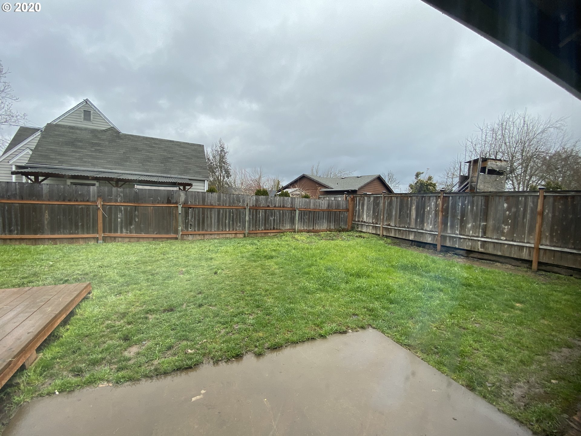 4950 Forsythia Street Springfield, OR 97478 - Photo 8 of 32