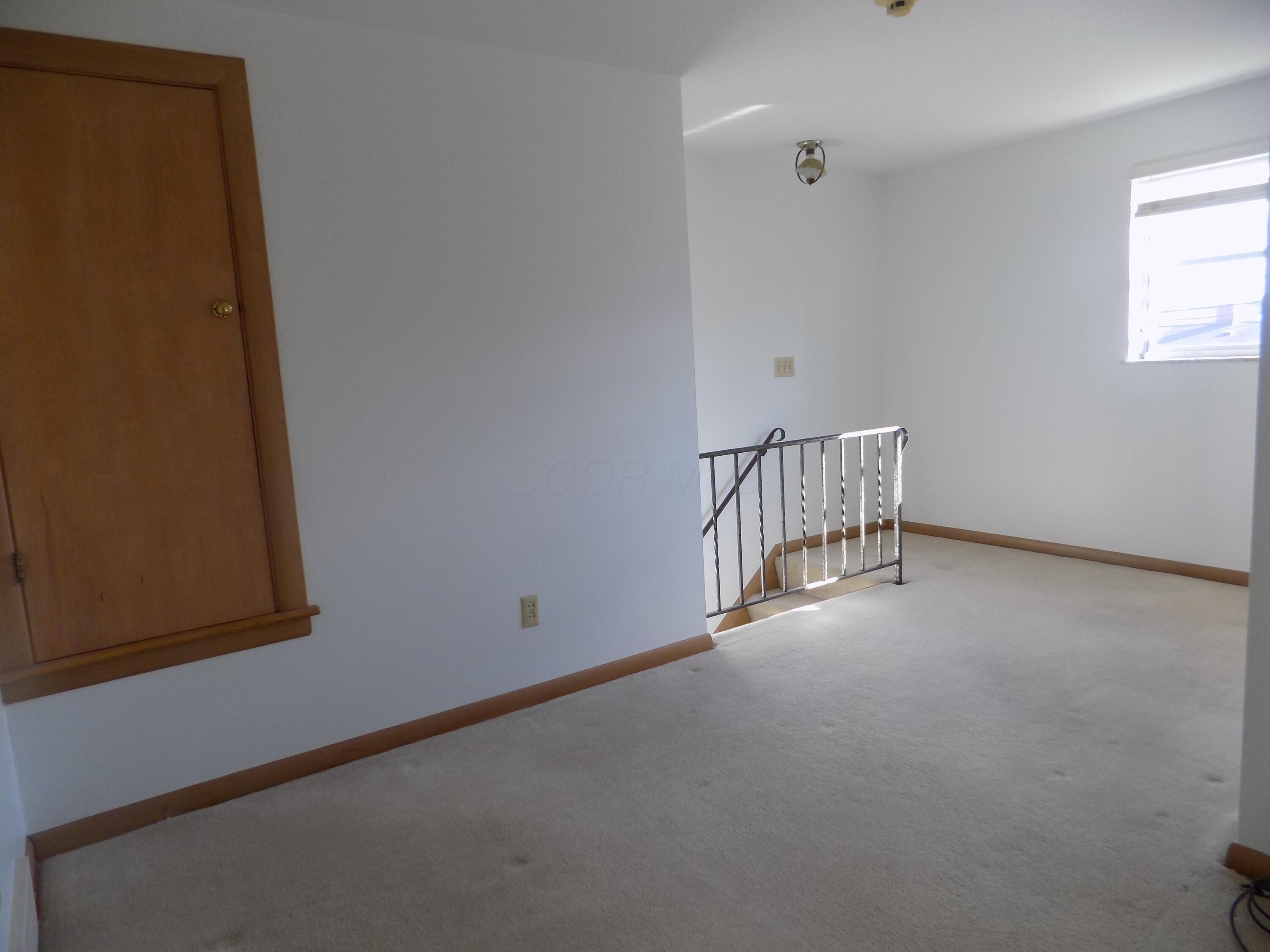 1743 Ardleigh Road Columbus, OH 43221 - Photo 15 of 29 Large room with a very deep closet for storage. It could be a home office, den or even a 3rd sleeping area if needed.