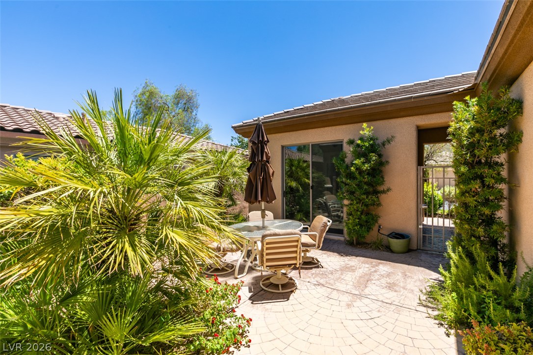 8 Kennesaw Road Henderson, NV 89052 - Photo 4 of 44 A private, paved patio provides an ideal setting for outdoor dining and relaxation.