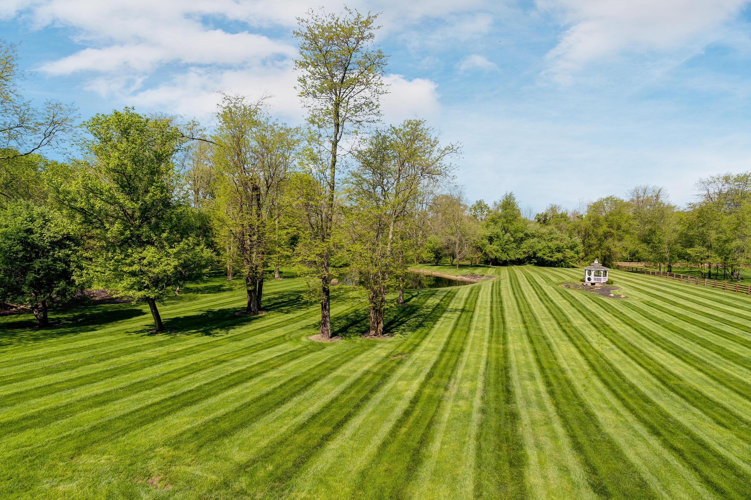 2357 Colts Neck Road Blacklick, OH 43004 - Photo 10 of 83 Gallery Image 10