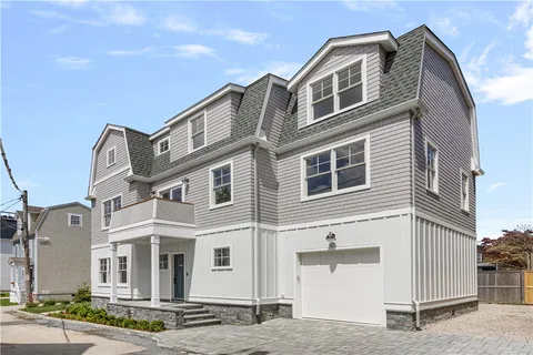 $3,500,000 | 6 Sharon Court, Newport, RI 02840