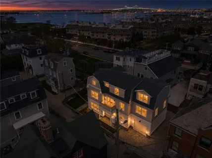 $3,500,000 | 6 Sharon Court, Newport, RI 02840