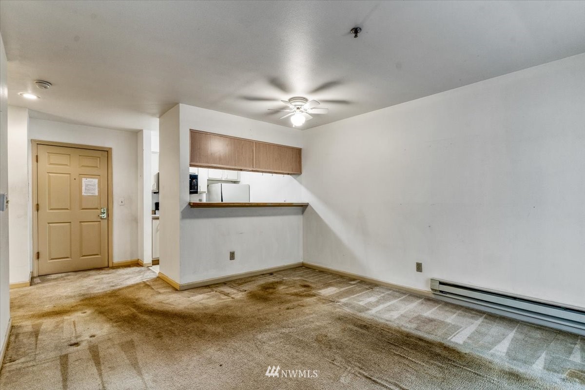 506 East Howell Street, Unit 108 Seattle, WA 98122 - Photo 13 of 20 a view of a room with an empty space