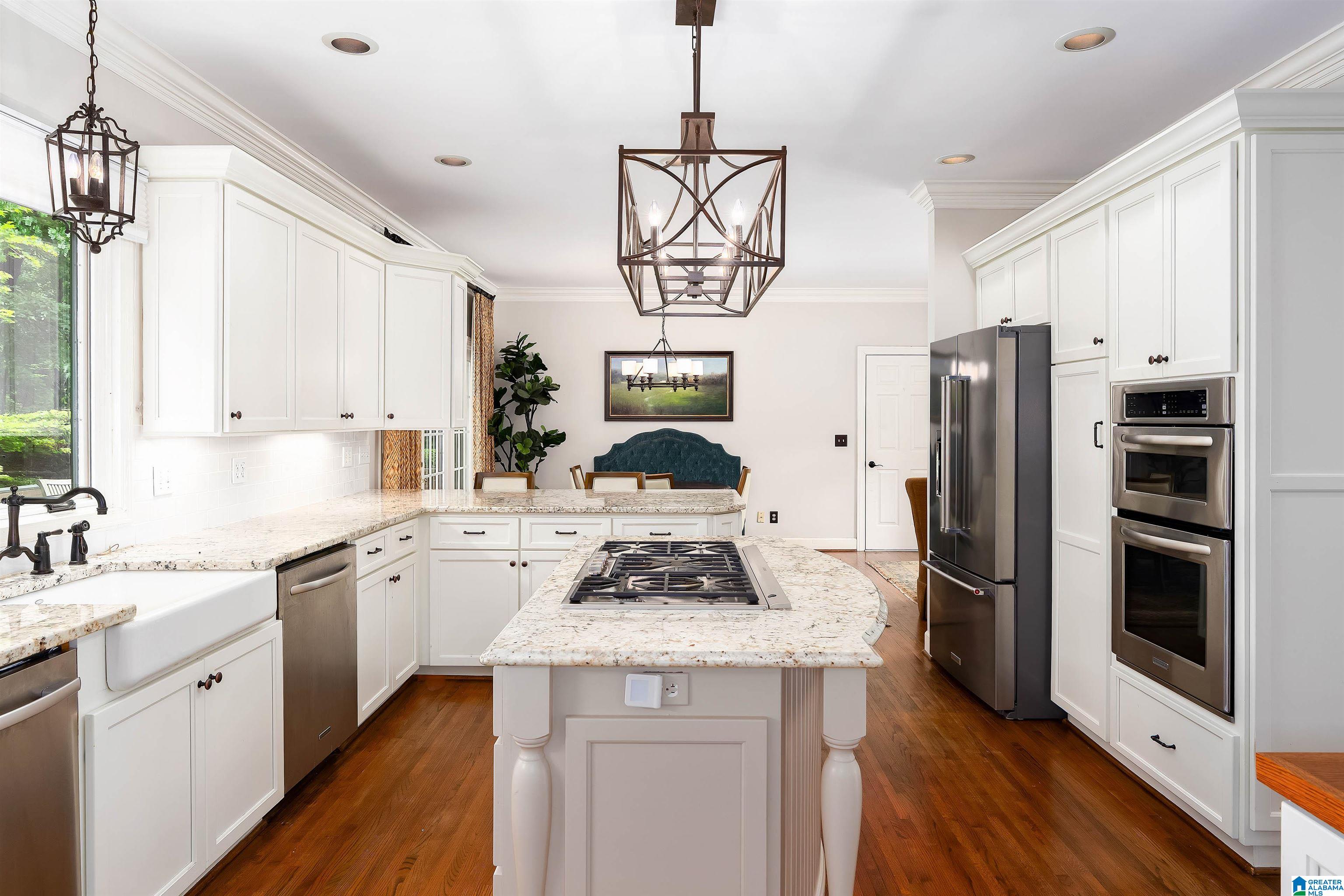 2116 Country Ridge Lane Vestavia Hills, AL 35243 - Photo 10 of 54