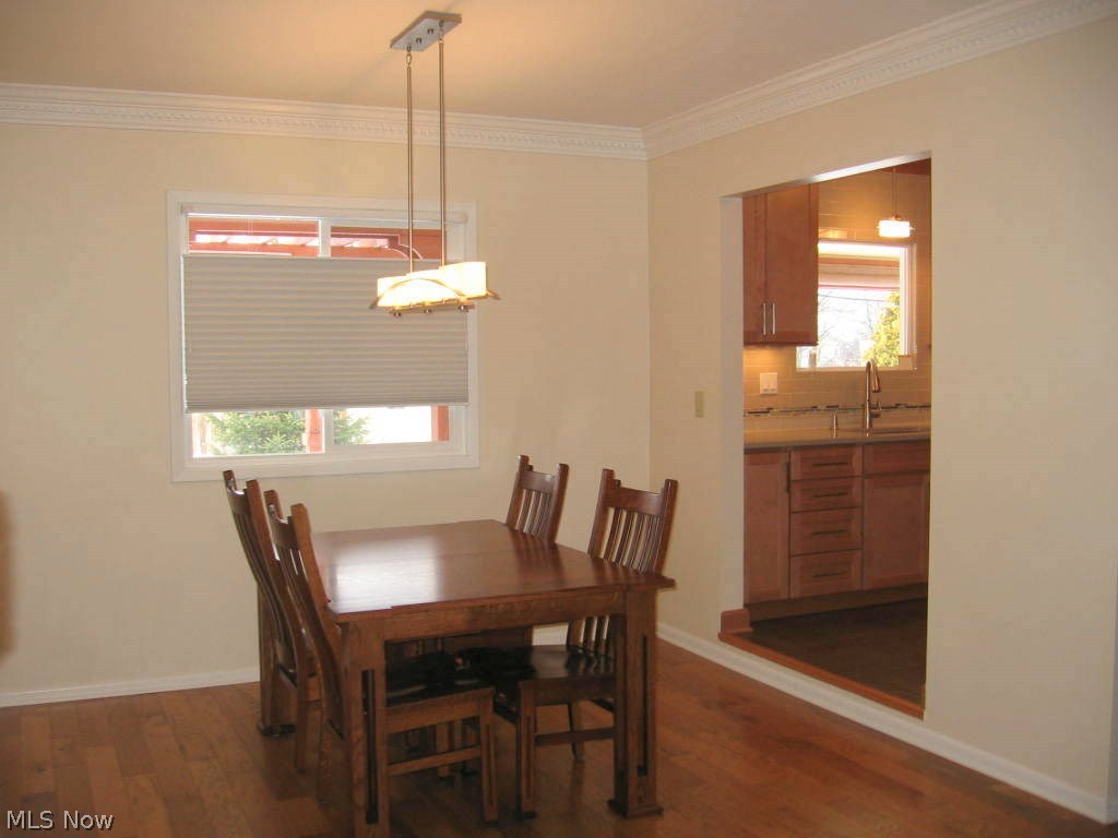 972 Millridge Road Cleveland, OH 44143 - Photo 3 of 22 Large Dinning room with Hard Wood Floors