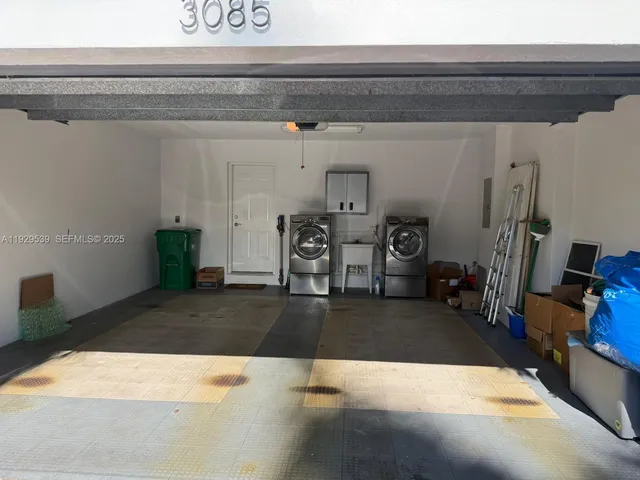 $6,500 | 3085 Northeast 208th Terrace, Aventura, FL 33180