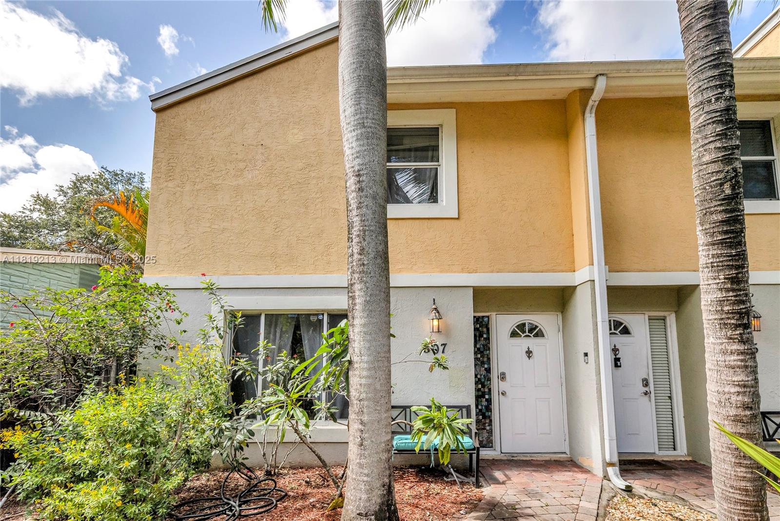 307 Southwest 11th Ct Unit 1