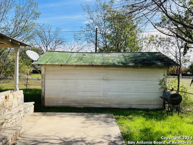 6268 Highway 27 Center Point, TX 78010 - Photo 24 of 39 a view of a backyard of the house