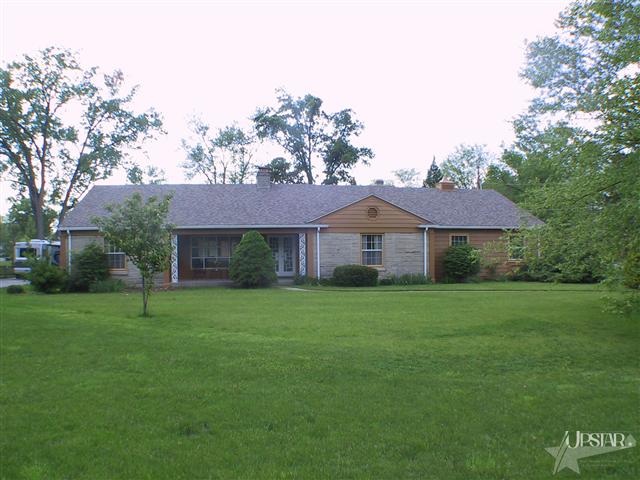 2726 Smith Road Fort Wayne, IN 46804 - Photo 1 of 17