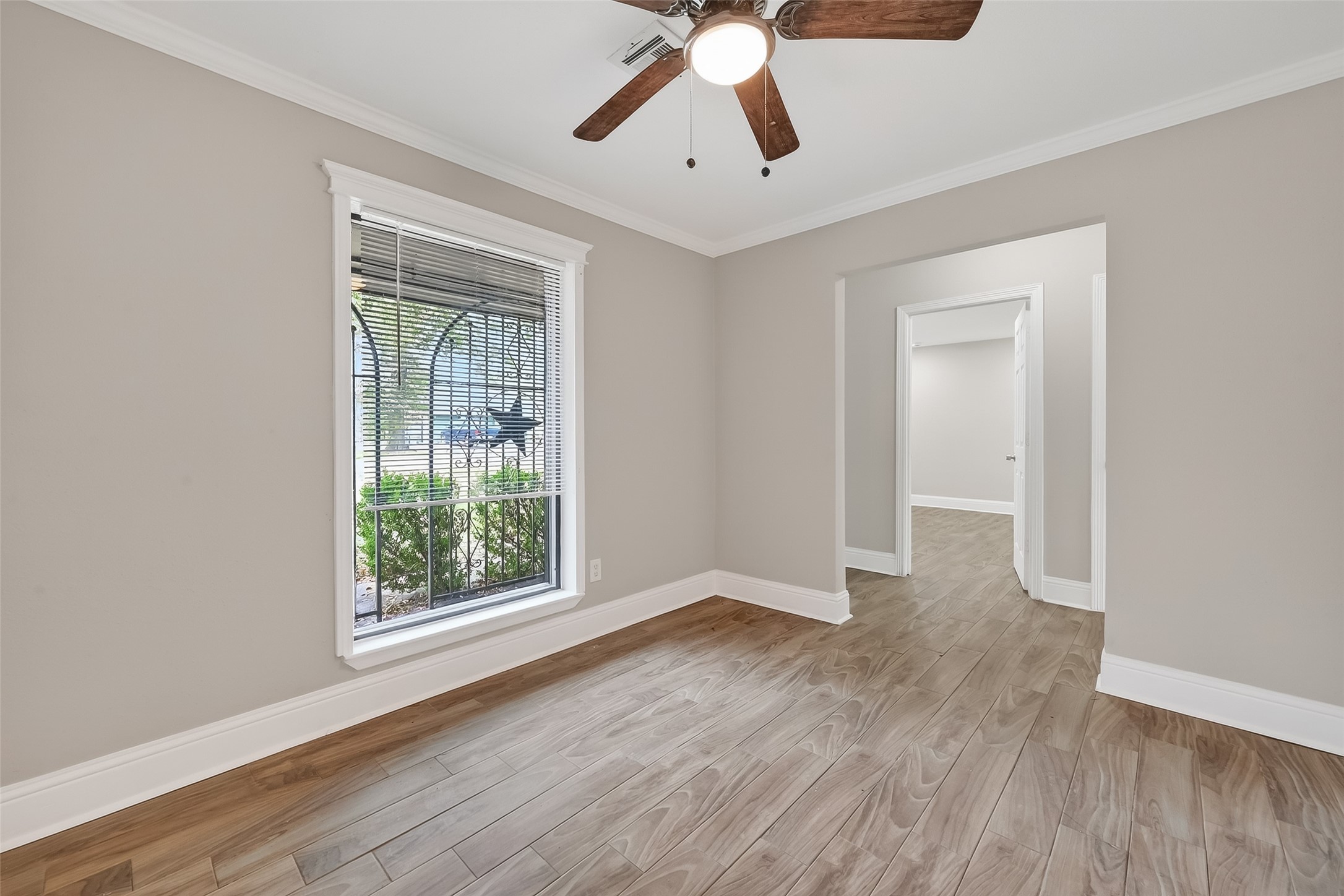 11107 Cedarview Lane Houston, TX 77041 - Photo 7 of 39