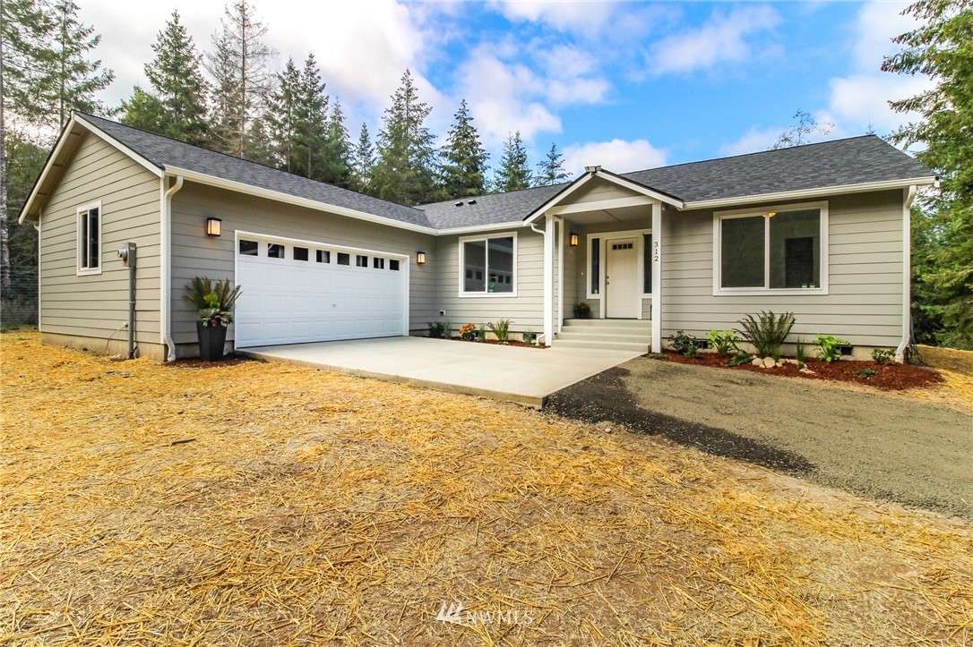 312 Cornwall Road Northwest Lakebay, WA 98349 - Photo 2 of 39