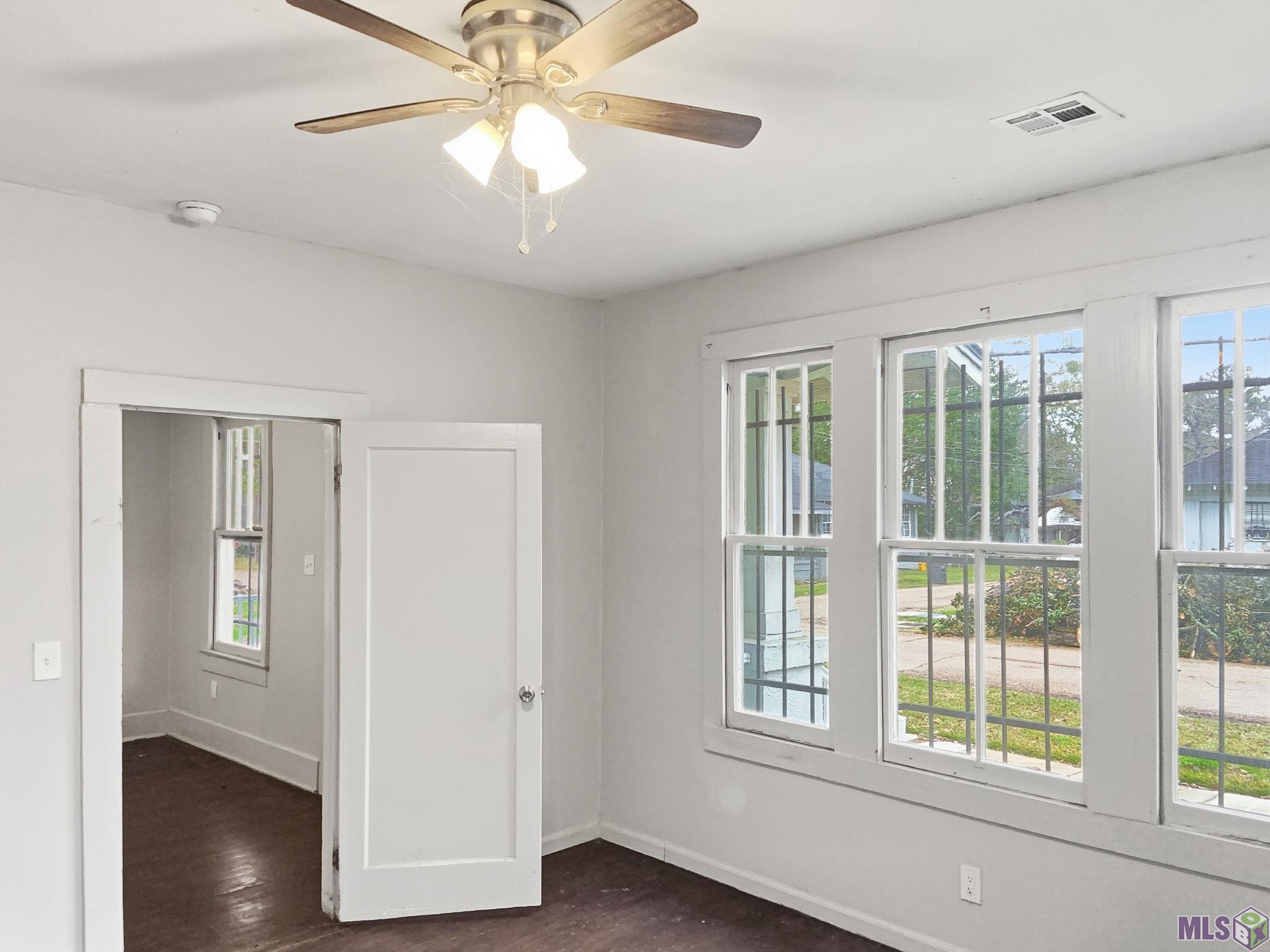 2604 Jackson Avenue Baton Rouge, LA 70802 - Photo 11 of 14