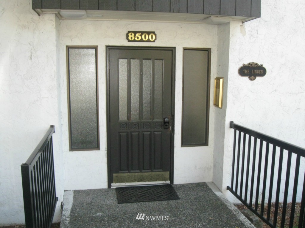 8500 Linden Avenue North Seattle, WA 98103 - Photo 2 of 17 a view of wooden door
