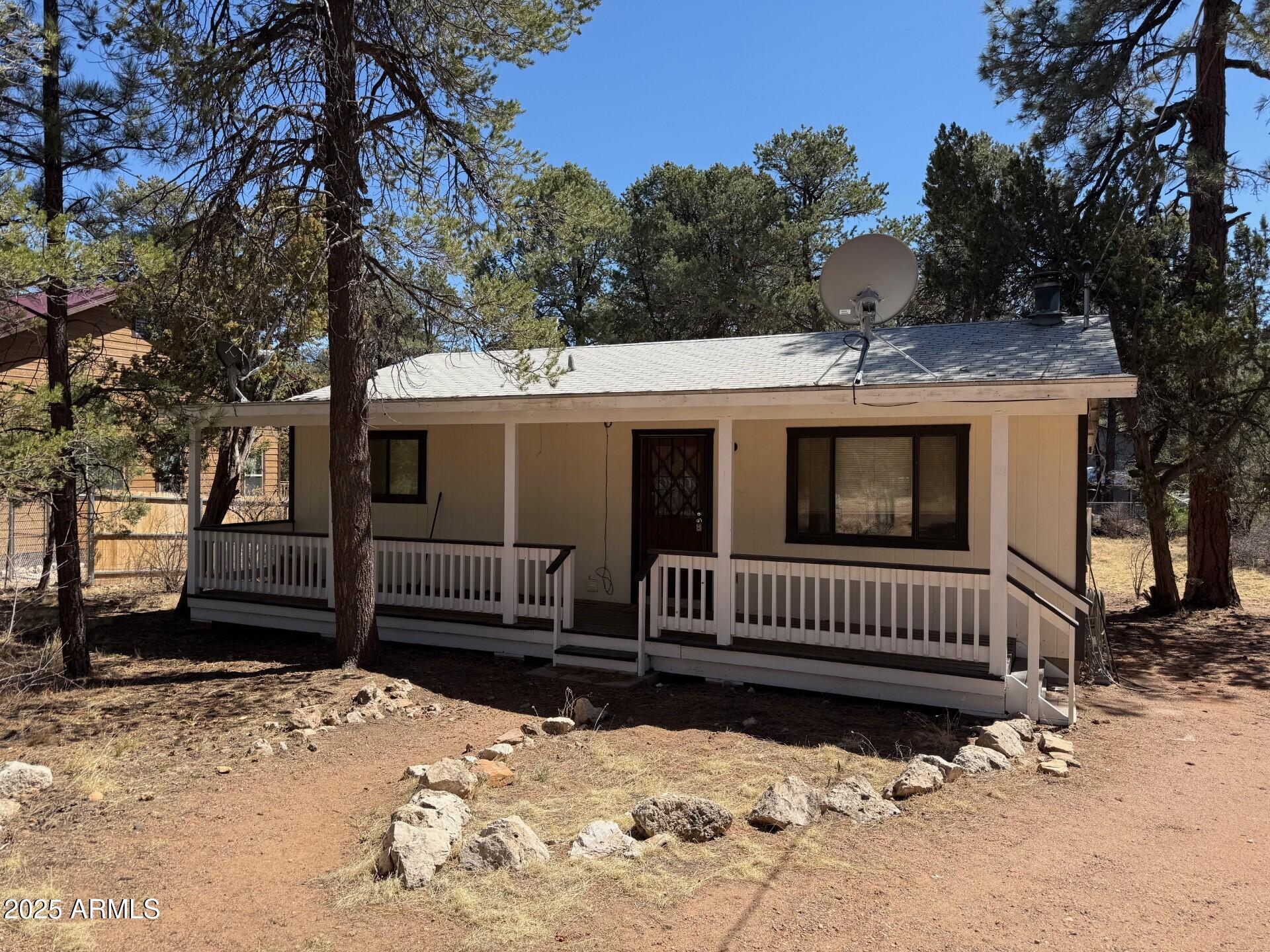 2143 Cottontail Road Overgaard, AZ 85933 - Photo 1 of 20 1