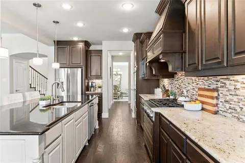 $869,000 | 2823 Chatswood Drive, Trophy Club, TX 76262