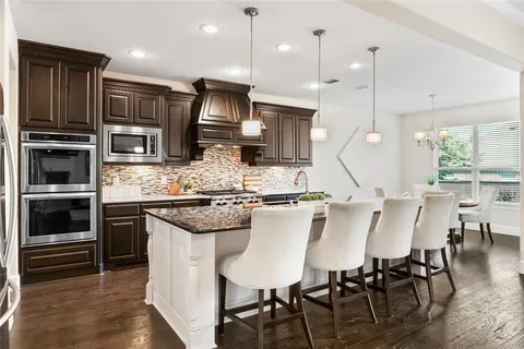 $869,000 | 2823 Chatswood Drive, Trophy Club, TX 76262